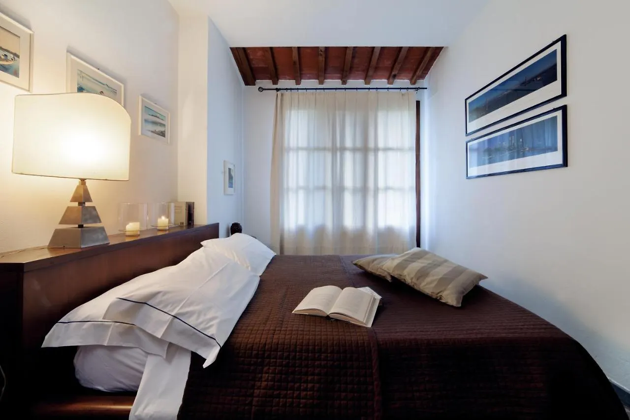 Landhaus Casa Vacanze Rondini Blu Montespertoli